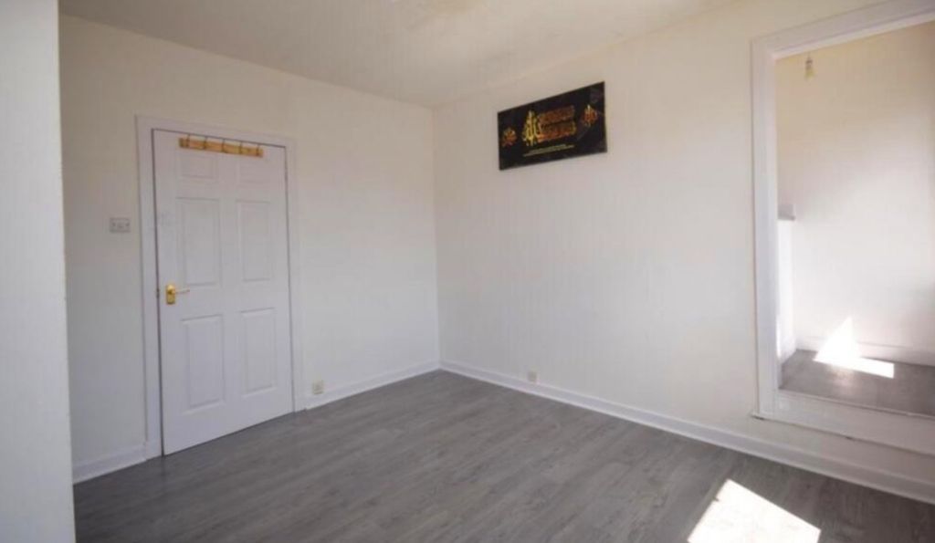 Additional image 4 of 2 bed flat to rentBruce Avenue, Motherwell ML1