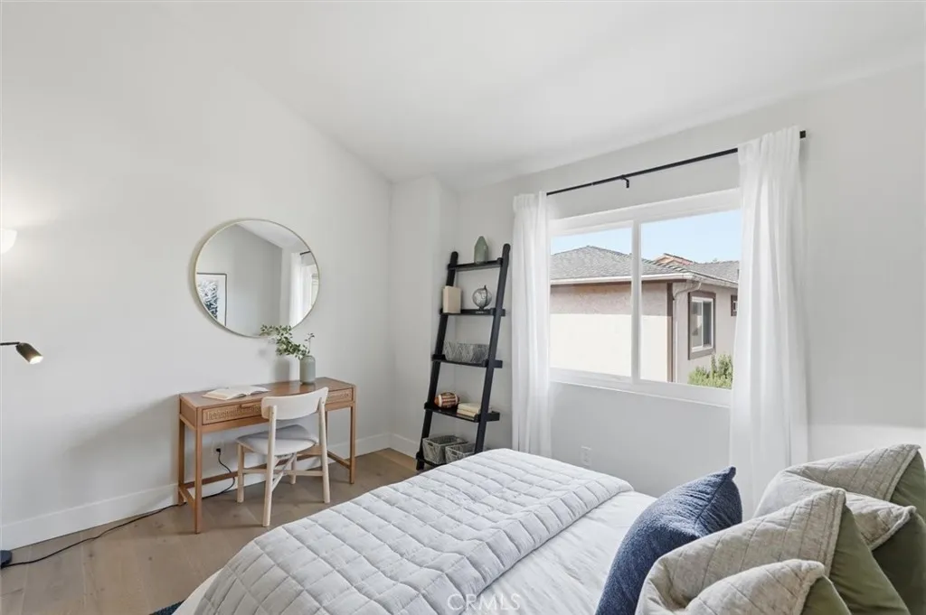 Additional image 107 of 2220 Clark Ln #B, Redondo Beach, CA 90278