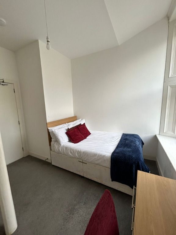 Additional image 4 of 4 bed flat to rentUnion Street, City Centre, Dundee DD1
