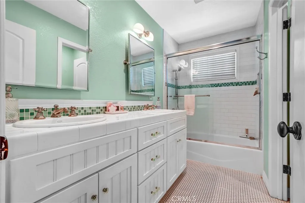 Additional image 110 of 11872 Reagan St, Los Alamitos, CA 90720