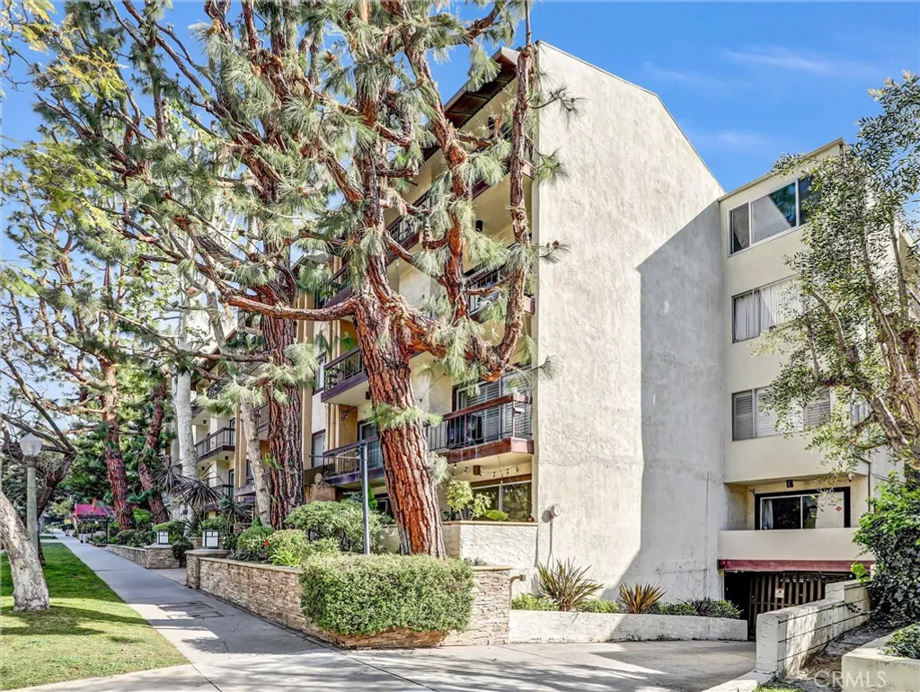 Additional image 4 of 440 Veteran Avenue Unit 102, Los Angeles, CA 90024