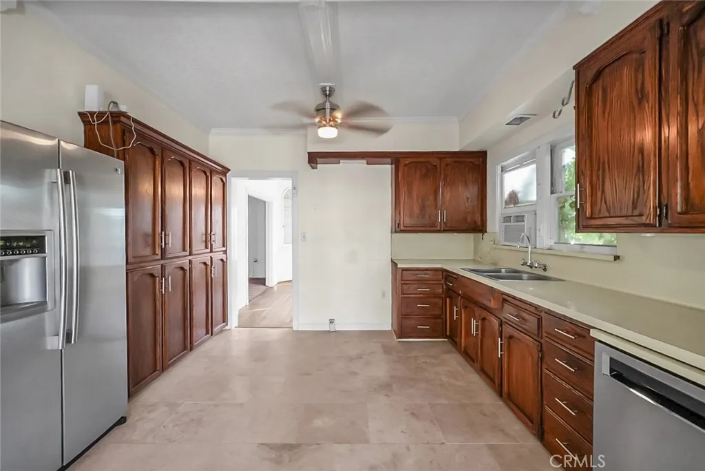 Additional image 37 of 155 N 7th Avenue, Chowchilla, CA 93610
