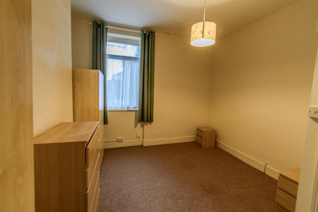 Additional image 5 of 1 bed flat to rentThe Parade, Barry CF62