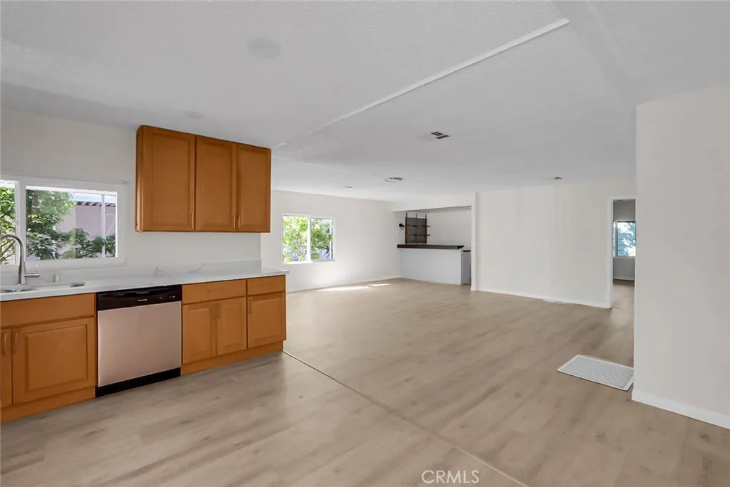 Additional image 9 of 121 Ketch Lane, Modesto, CA 95356