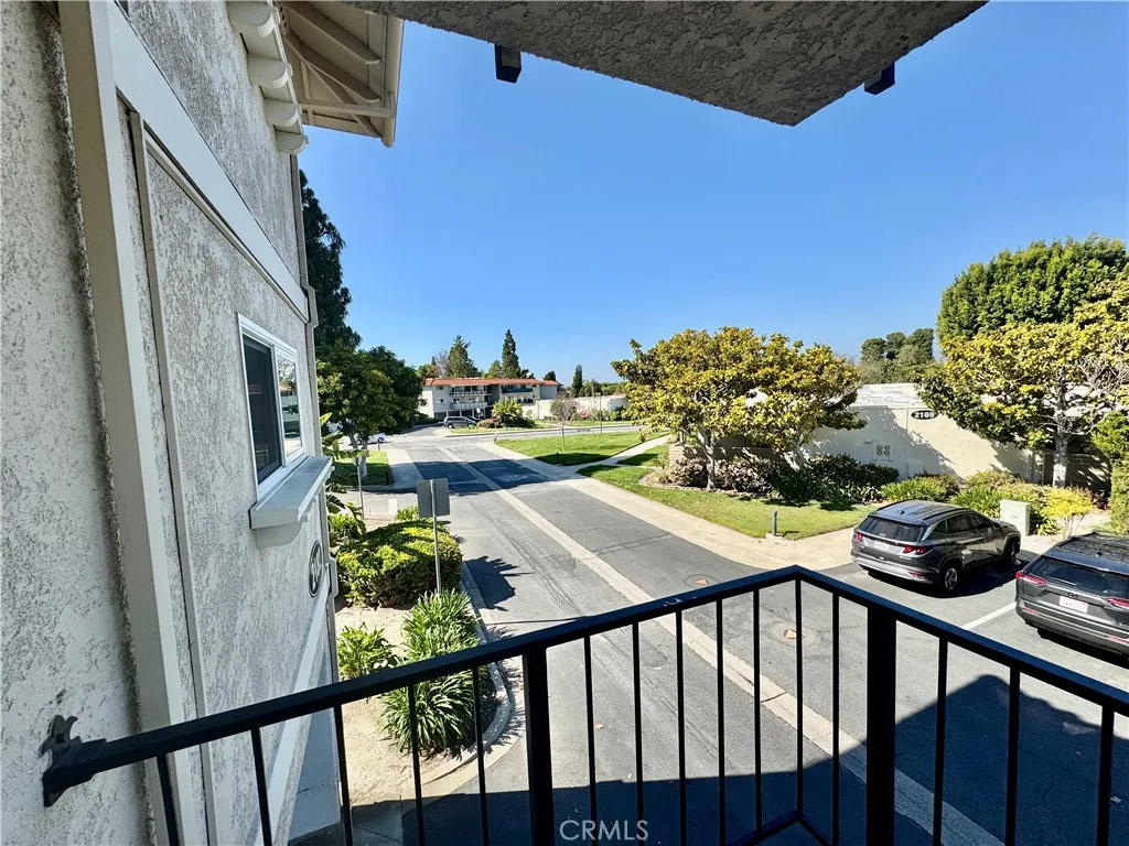 Additional image 58 of 2182 Via Puerta Unit A, Laguna Woods, CA 92637