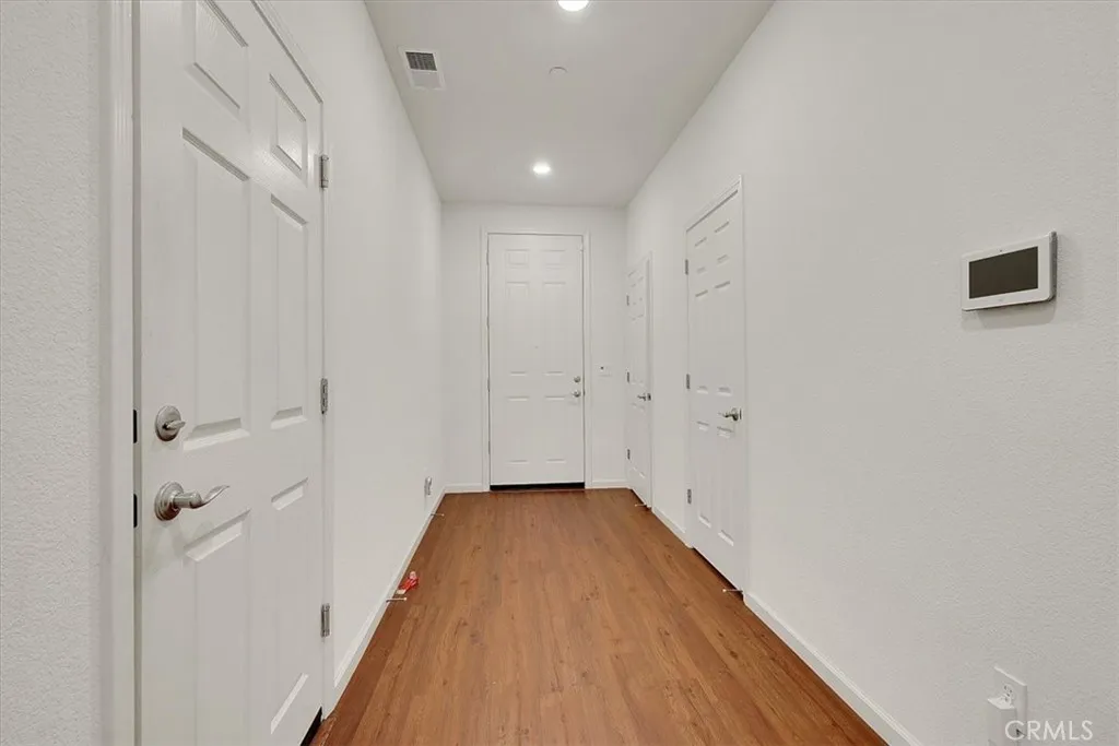 Additional image 6 of 9925 Del Surf Ln, Elk Grove, CA 95757