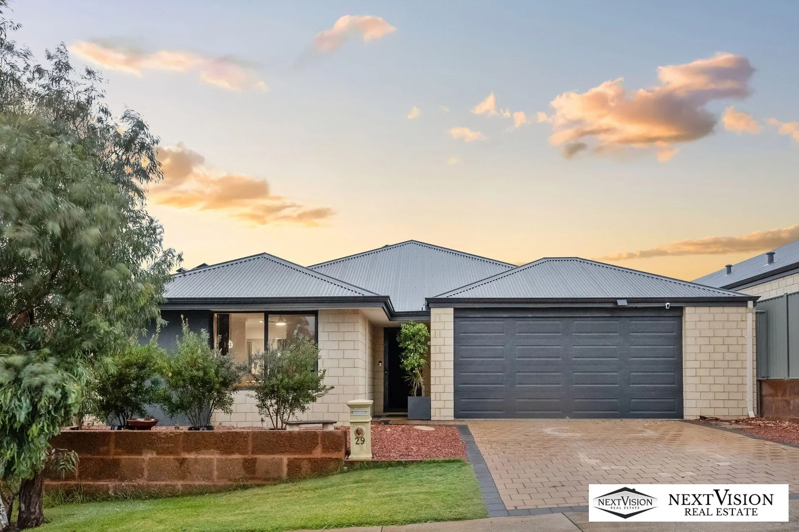 29 Davenport Approach, Wandi WA 6167
