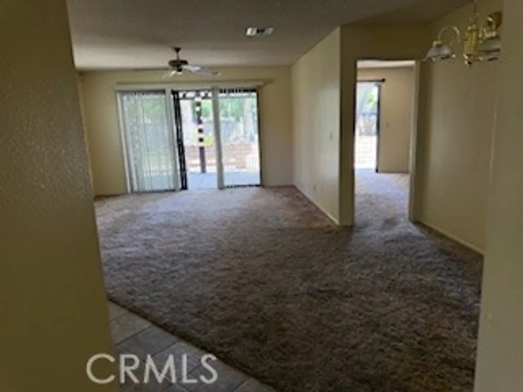 Additional image 11 of 19218 Elm Drive, Apple Valley, CA 92308