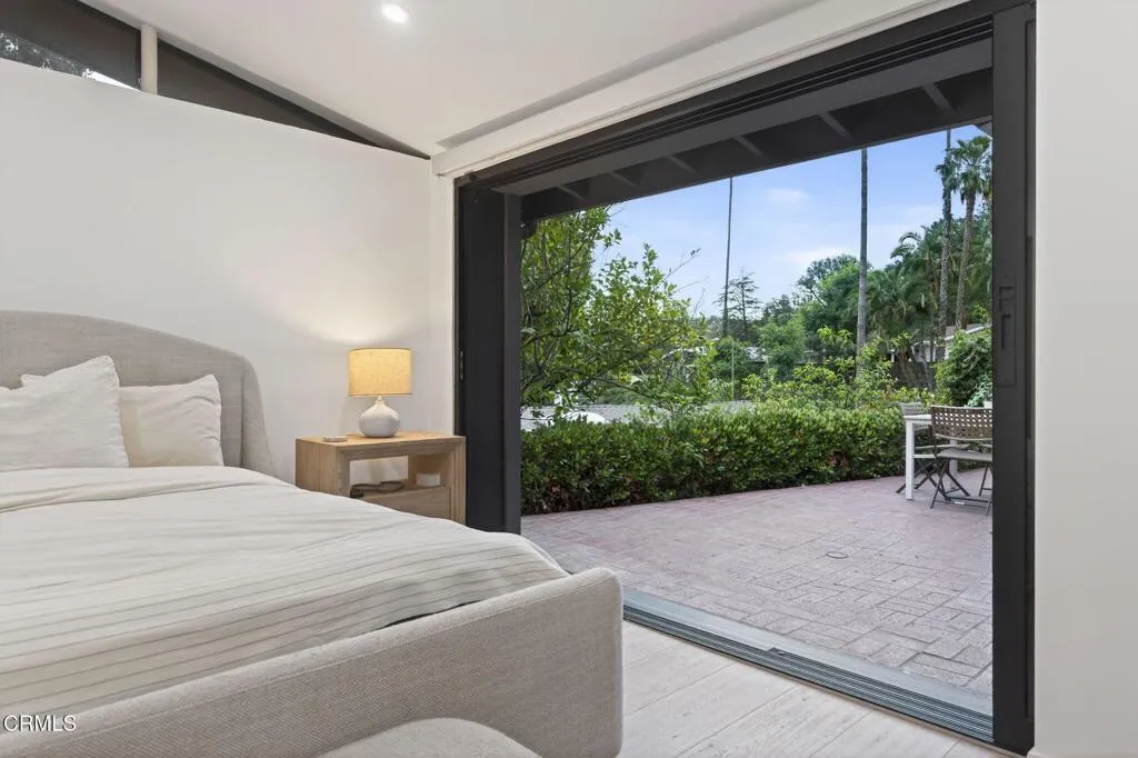 Additional image 27 of 22261 Ybarra Road, Woodland Hills, CA 91364