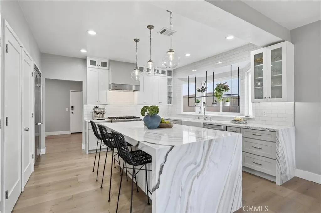 Additional image 3 of 2220 Clark Ln #B, Redondo Beach, CA 90278