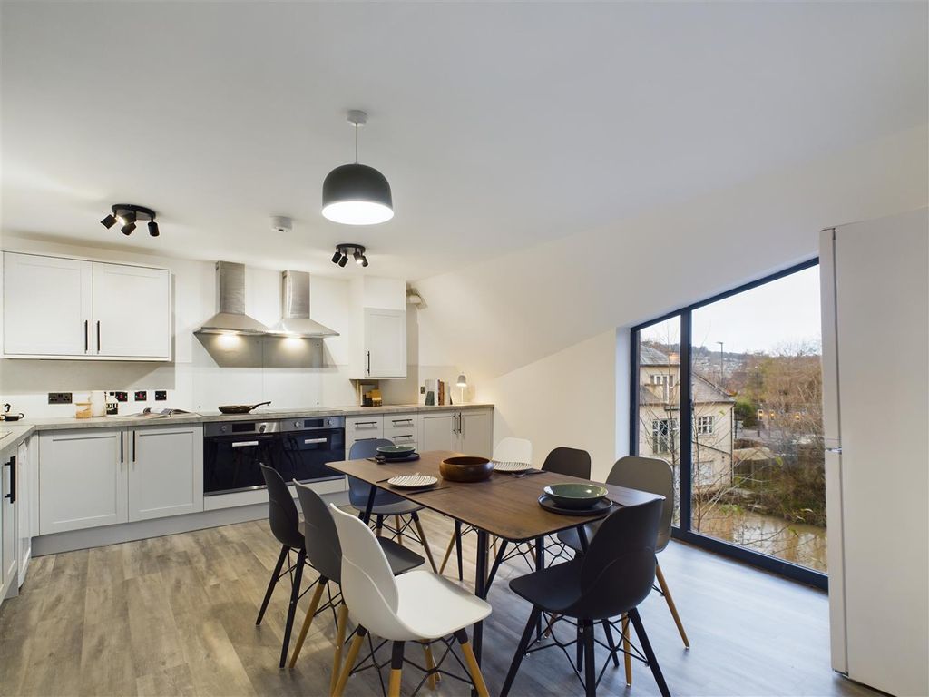 1 bed flat to rentFlat 3, Widcombe Wharf BA2 photo 3