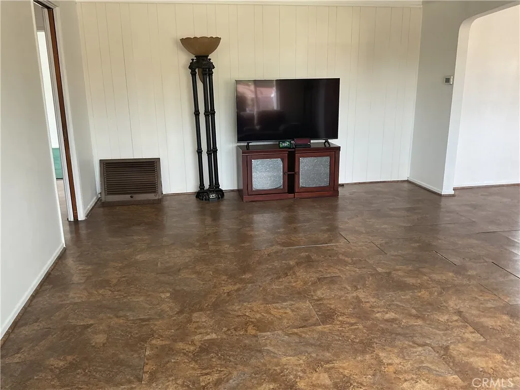 Additional image 6 of 10019 Rosecrans Ave, Bellflower, CA 90706