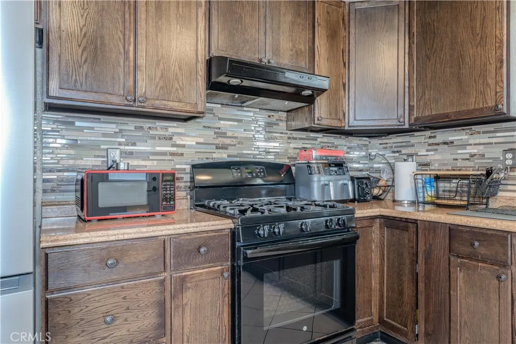 Additional image 11 of 2106 W Olive Ave, Fullerton, CA 92833