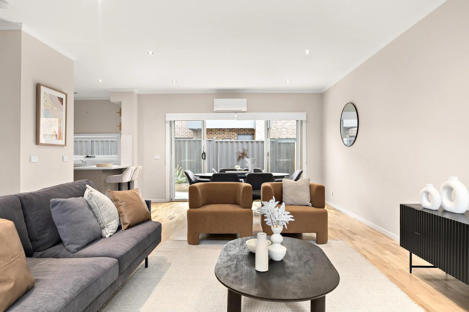 Additional image 5 of 2/48 Watt Avenue, Oak Park VIC 3046