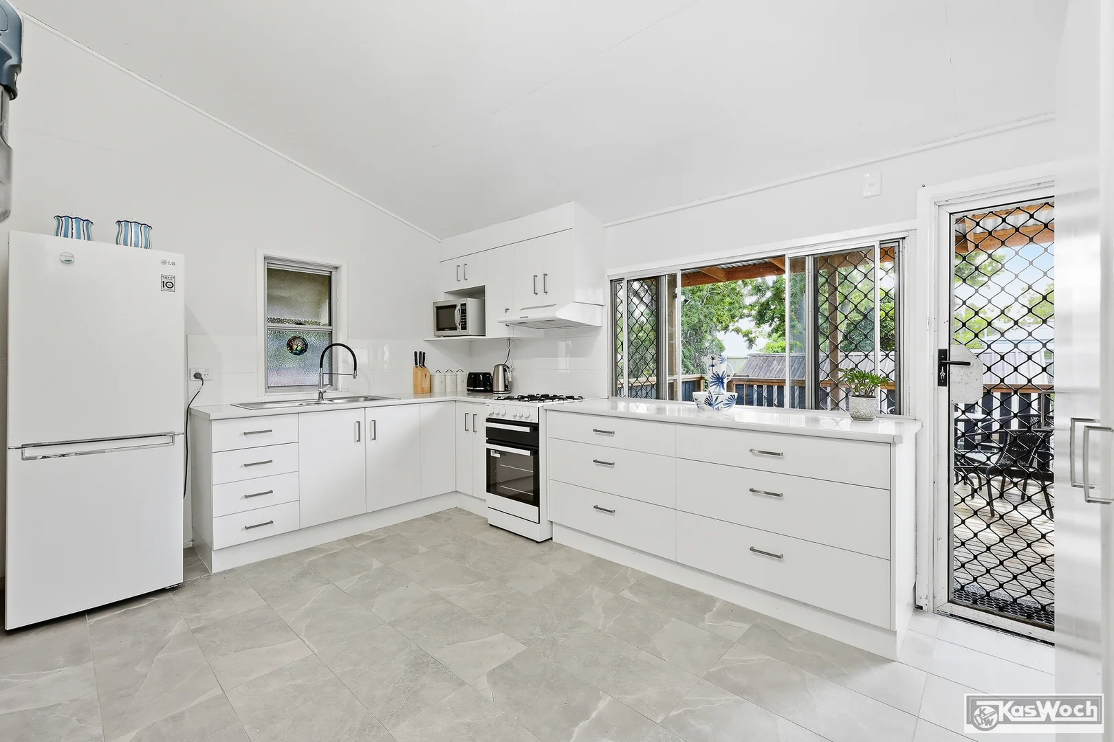 Additional image 4 of 285 EAST STREET, Depot Hill QLD 4700