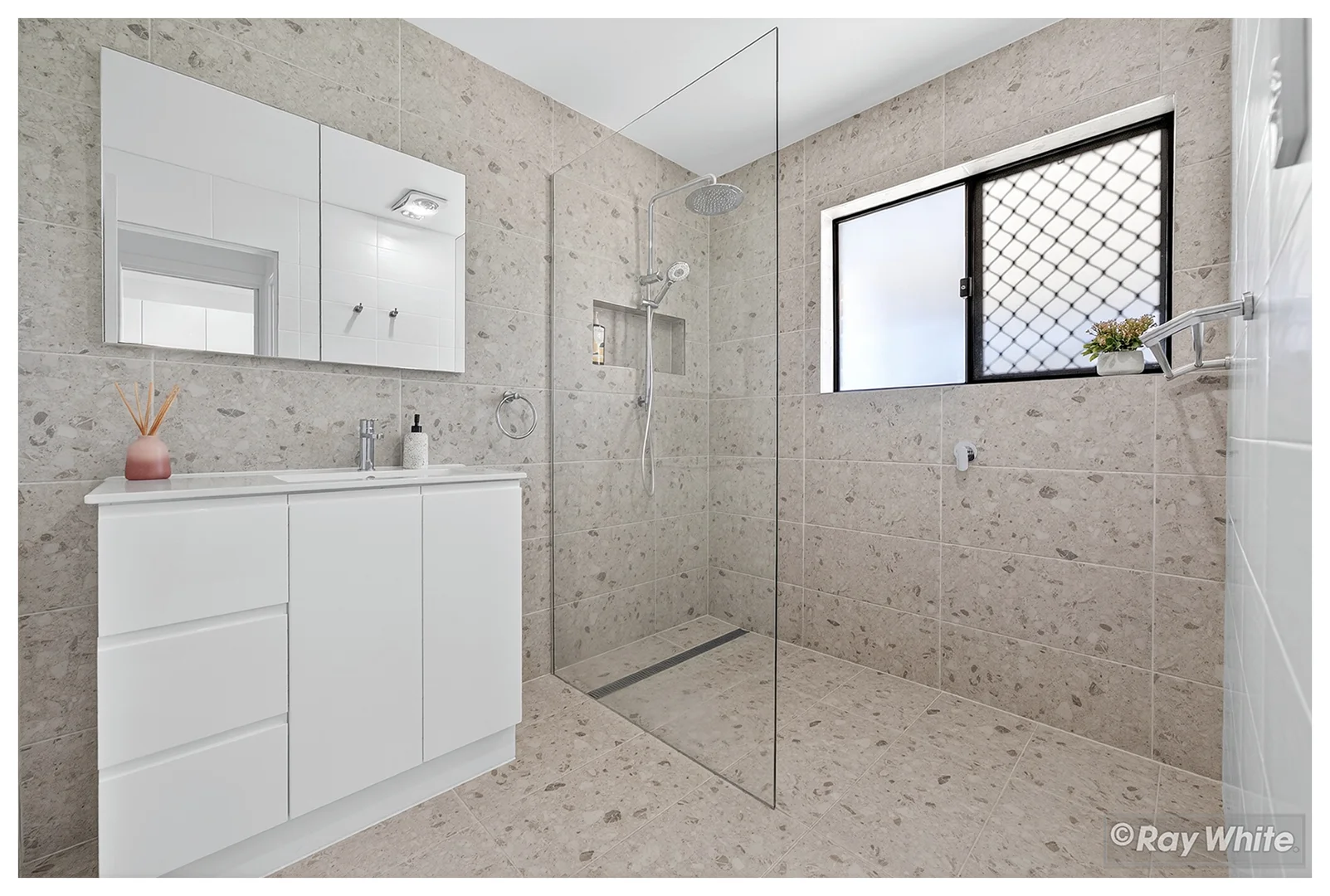 Additional image 16 of 29 Angela Road, Rockyview QLD 4701