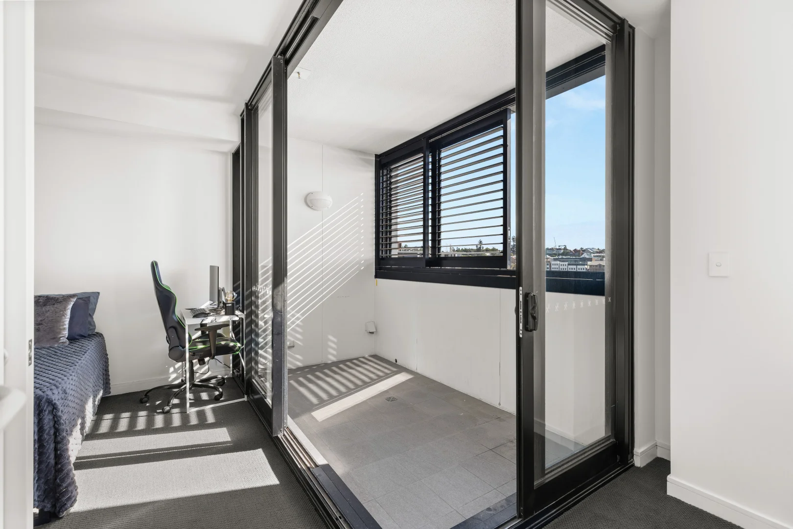 Additional image 8 of 912/75 Shortland Esplanade, Newcastle NSW 2300