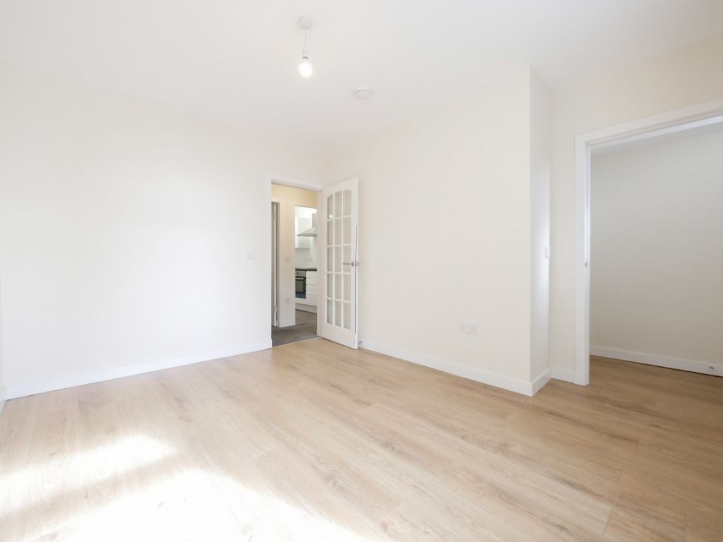 Additional image 4 of 1 bed flat to rentClepington Road, Coldside, Dundee DD3