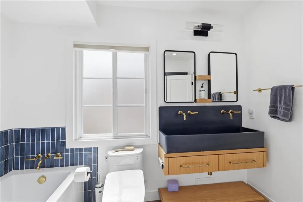Additional image 49 of 11936 Gorham Ave, Los Angeles, CA 90049