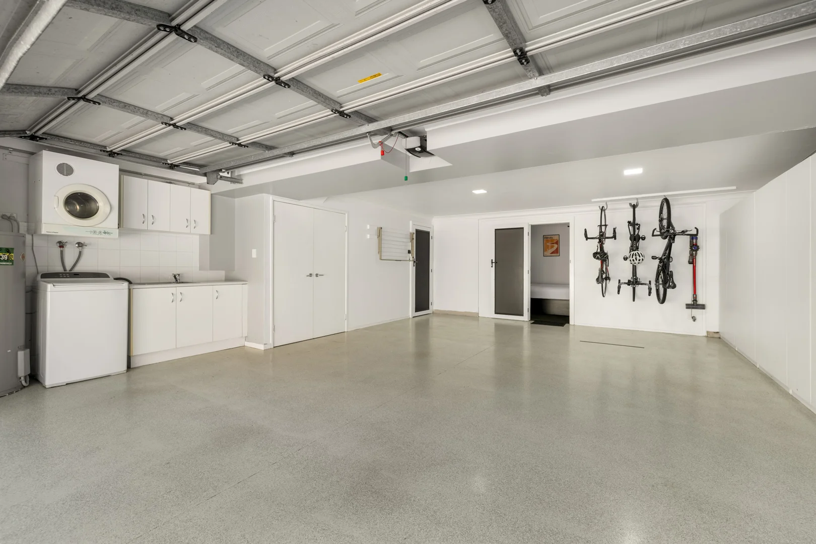 Additional image 13 of 2/226 Stratton Terrace, Manly QLD 4179