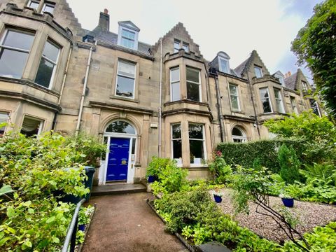 Murrayfield Avenue, Edinburgh, Midlothian EH12