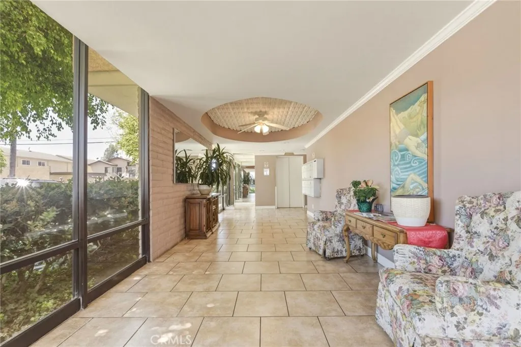 Additional image 3 of 605 Redondo Ave Unit 304, Long Beach, CA 90814