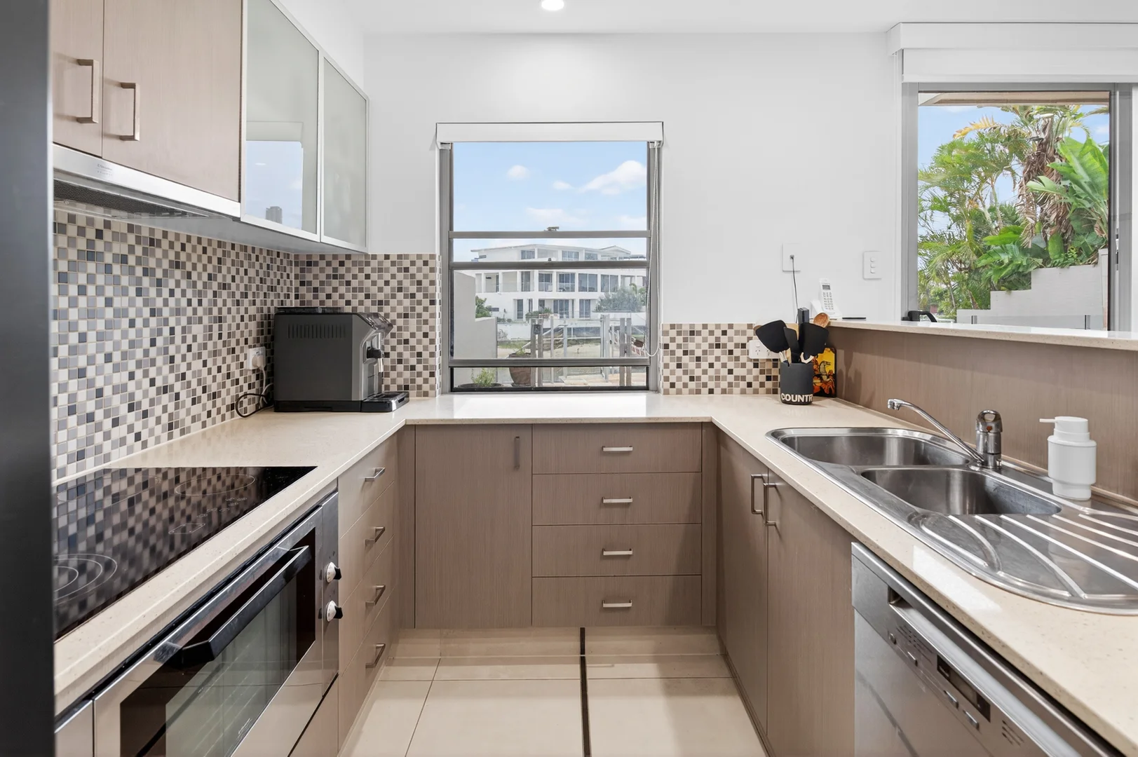 Additional image 9 of 4/10 Pisa Court, Surfers Paradise QLD 4217
