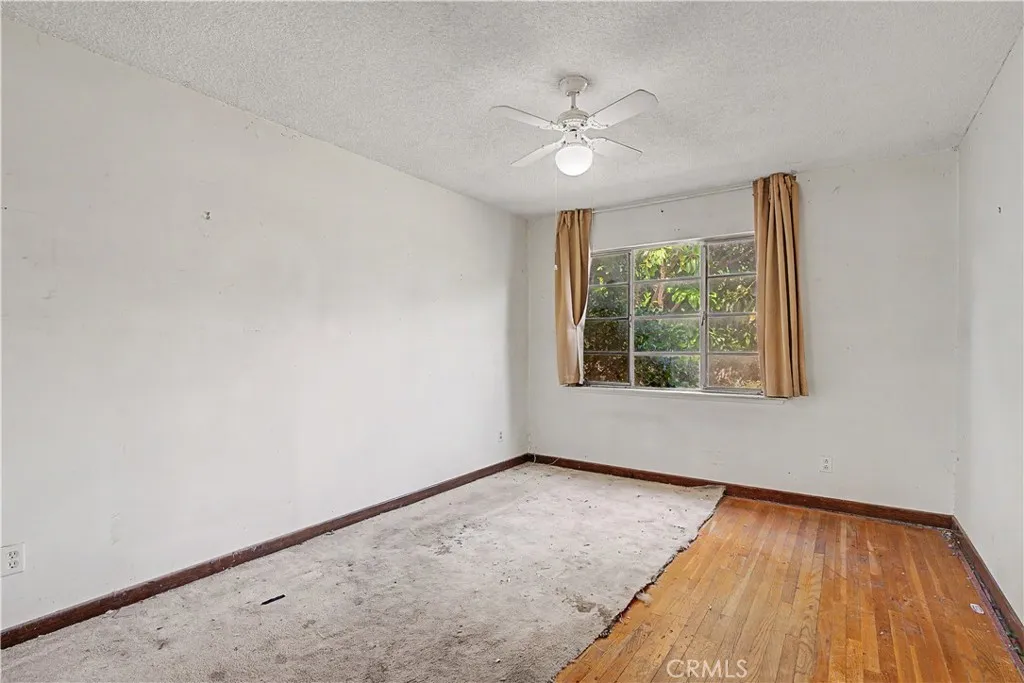 Additional image 9 of 22337 Strathern Street, Canoga Park, CA 91304
