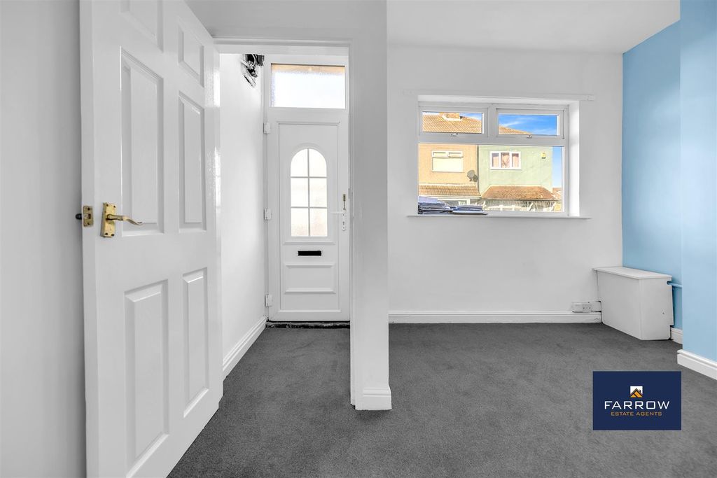 Additional image 6 of 3 bed terraced house to rentDonnington Street, Grimsby DN32