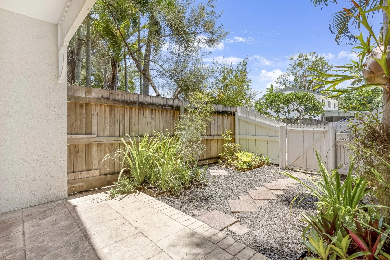 Additional image 3 of 4/35-37 Rutherford Street, Yorkeys Knob QLD 4878