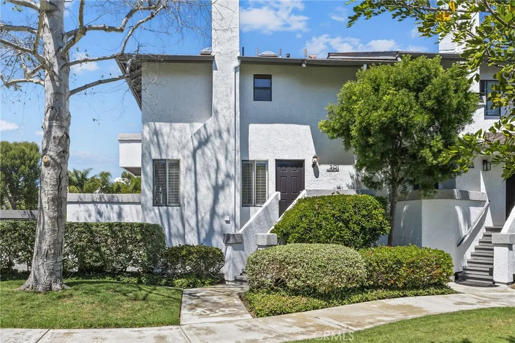 Additional image 5 of 301 Harbor Woods Place, Newport Beach, CA 92660