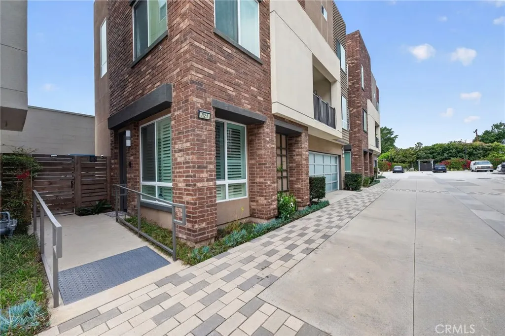 Additional image 60 of 821 Brickyard, Costa Mesa, CA 92627