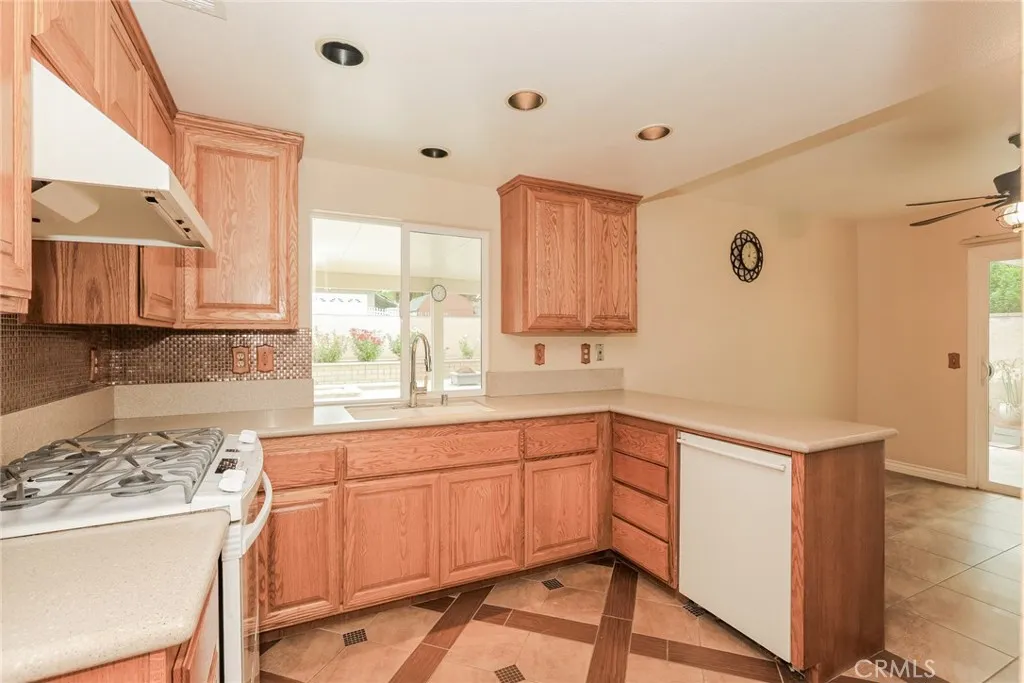 Additional image 10 of 2150 S Buena Vista Ave, Corona, CA 92882