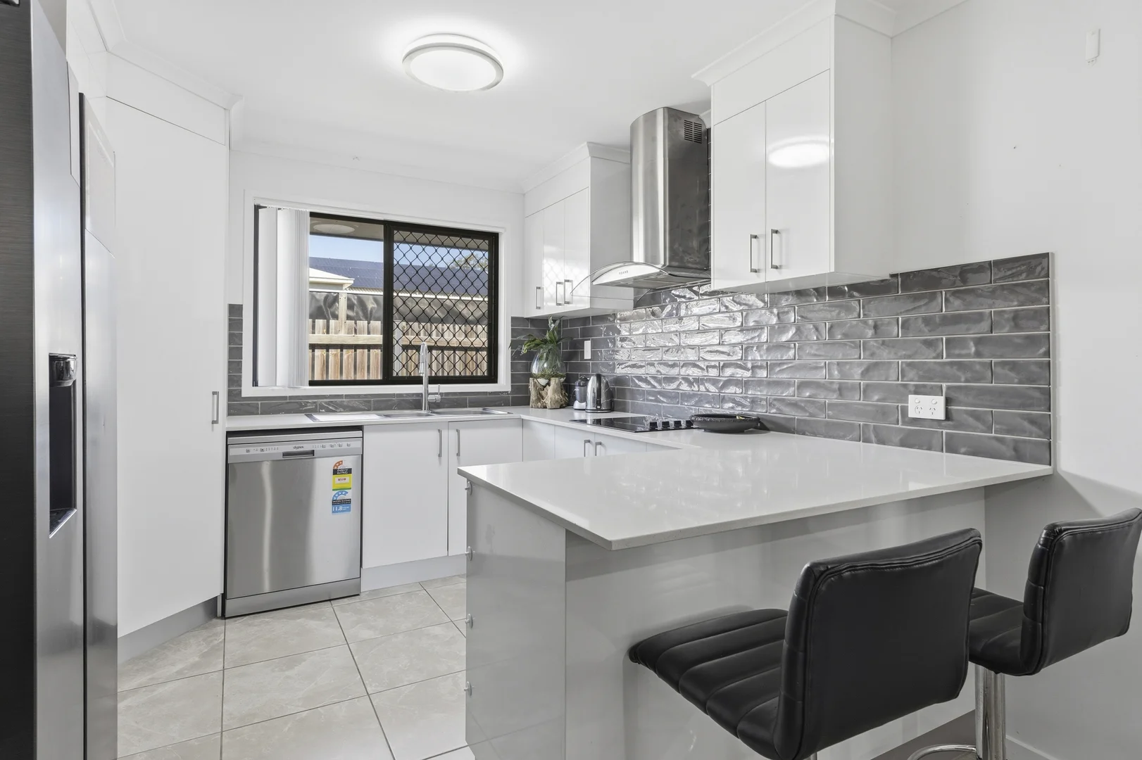 Additional image 9 of 24 Bradman Way, Urangan QLD 4655