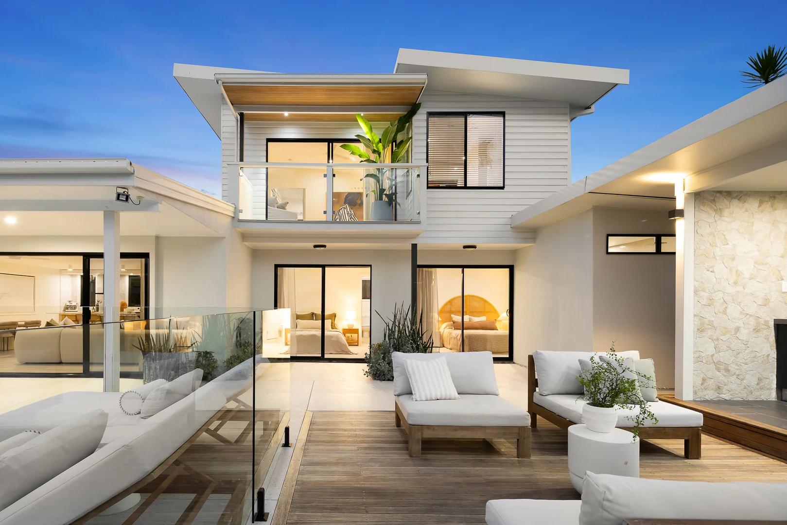 Additional image 21 of 19 Key West, Broadbeach Waters QLD 4218