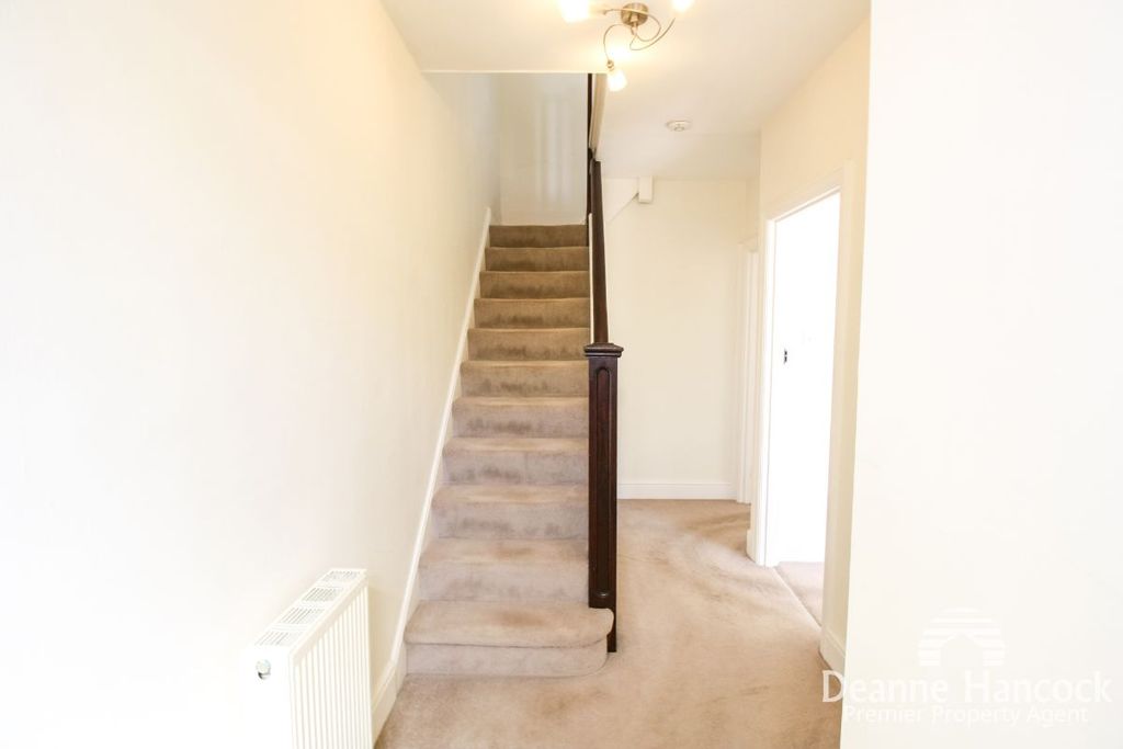 Additional image 8 of 3 bed terraced house to rentPeverell Terrace, Plymouth PL3