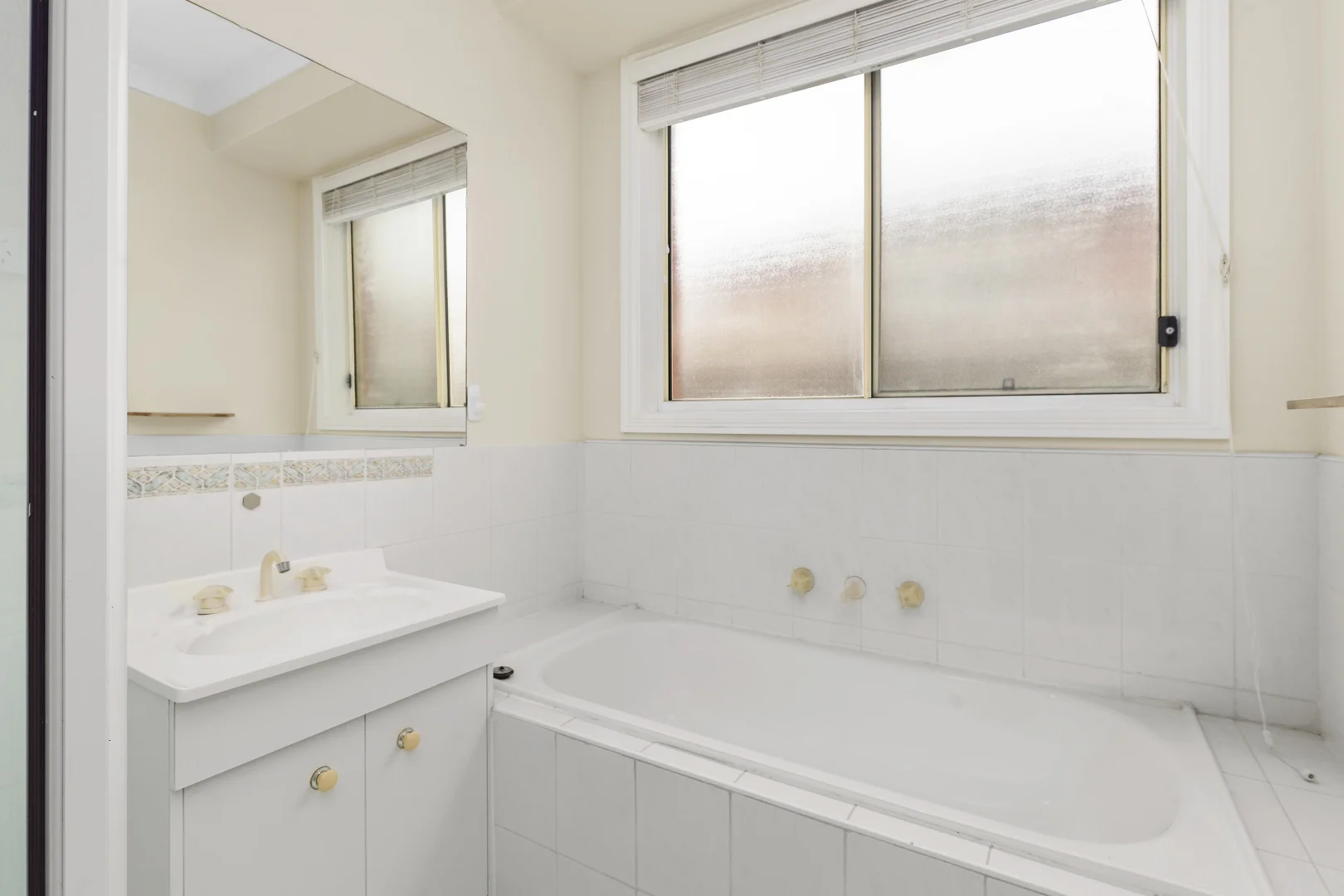 Additional image 17 of 2/14 Spicer Boulevard, Altona Meadows VIC 3028
