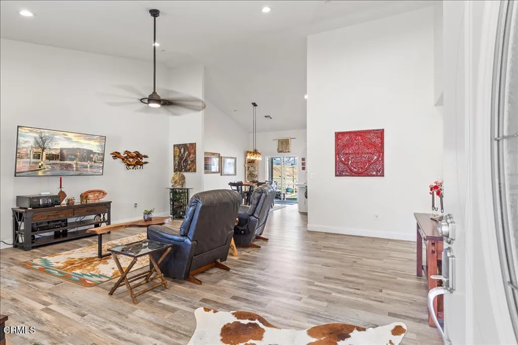Additional image 4 of 17600 Ascot Court, Tehachapi, CA 93561