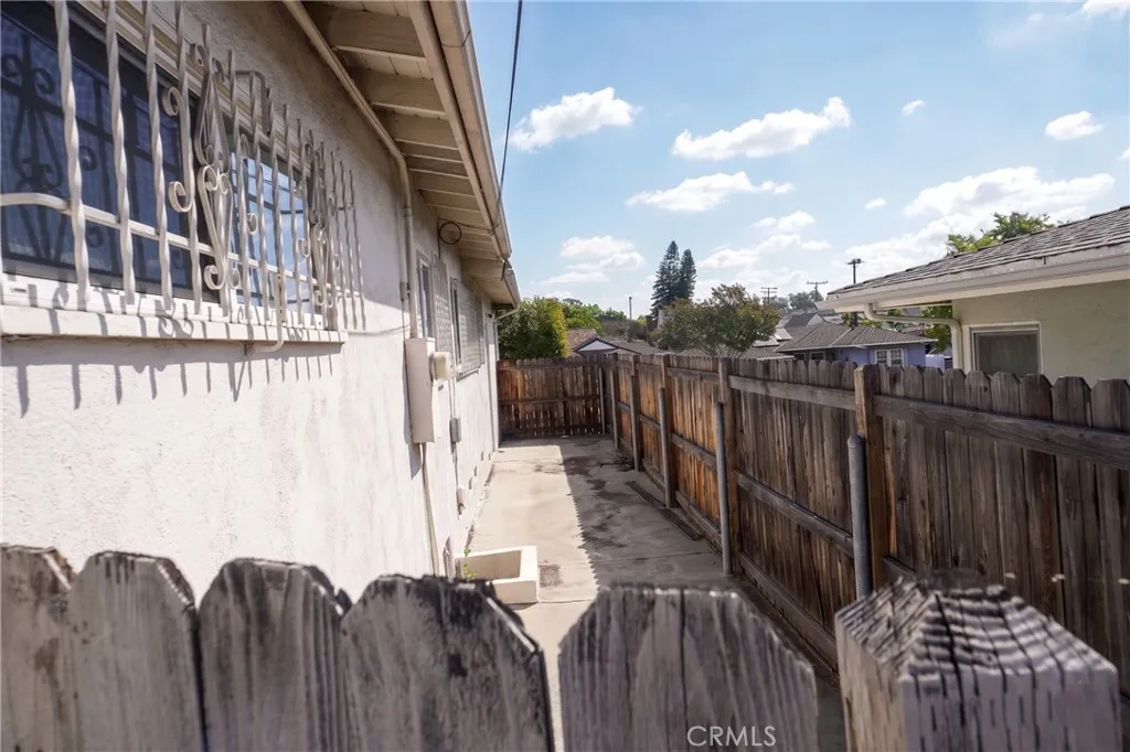 2437 Westmont Dr, Alhambra, CA 91803