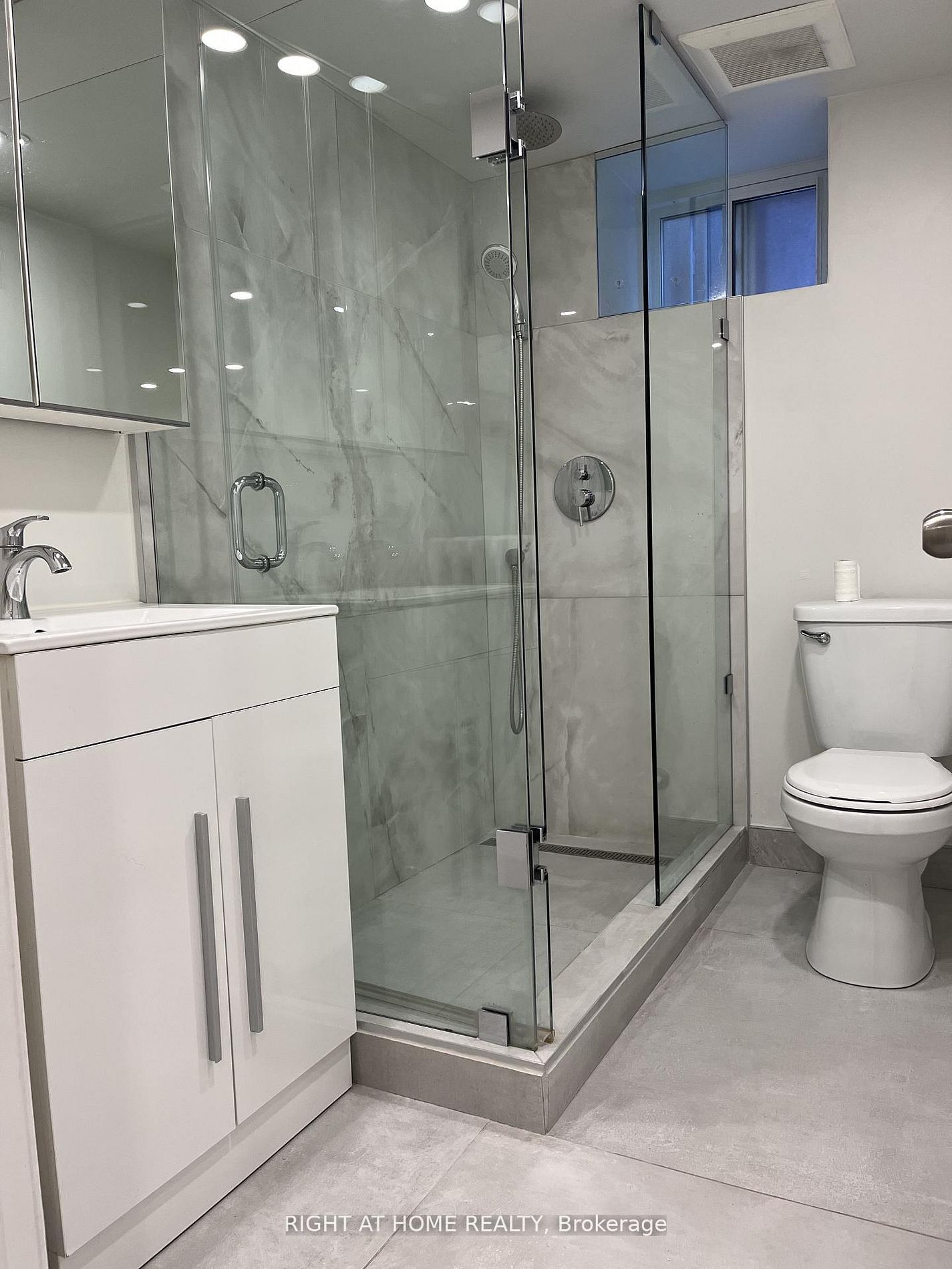 11 Rivercrest Road, Toronto, ON, M6S 4H4 photo 3