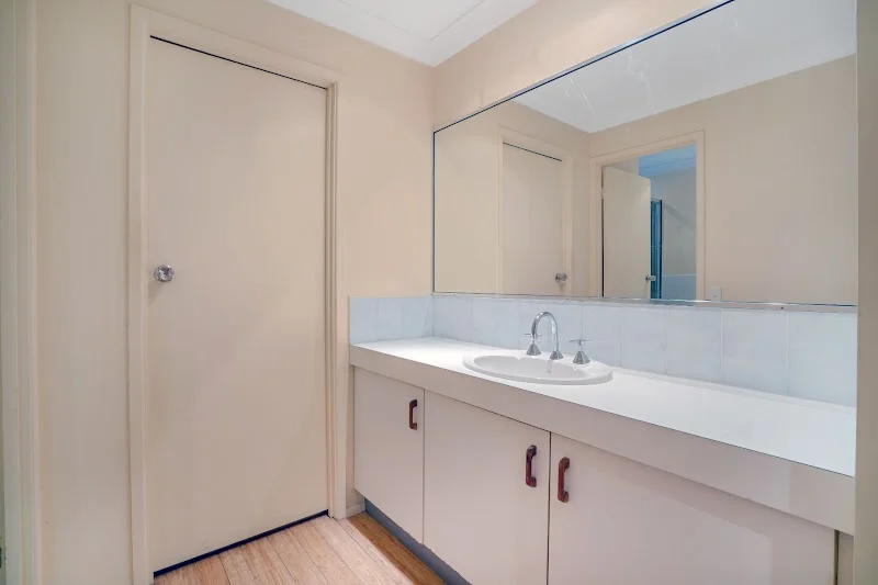 Additional image 4 of 2/11 Balfour Crescent, Highland Park QLD 4211