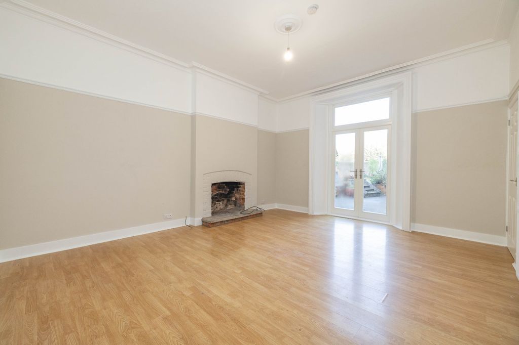 Additional image 5 of 2 bed flat for saleEthelbert Road, Canterbury, Kent CT1