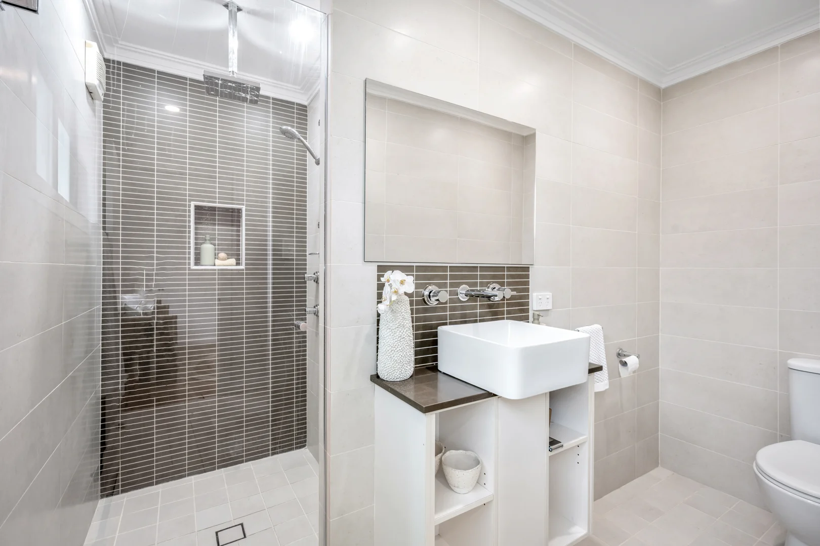 Additional image 25 of 2/8 Bush Street, Norah Head NSW 2263