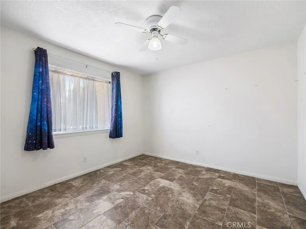 Additional image 96 of 16992 Joshua Rd, Apple Valley, CA 92307