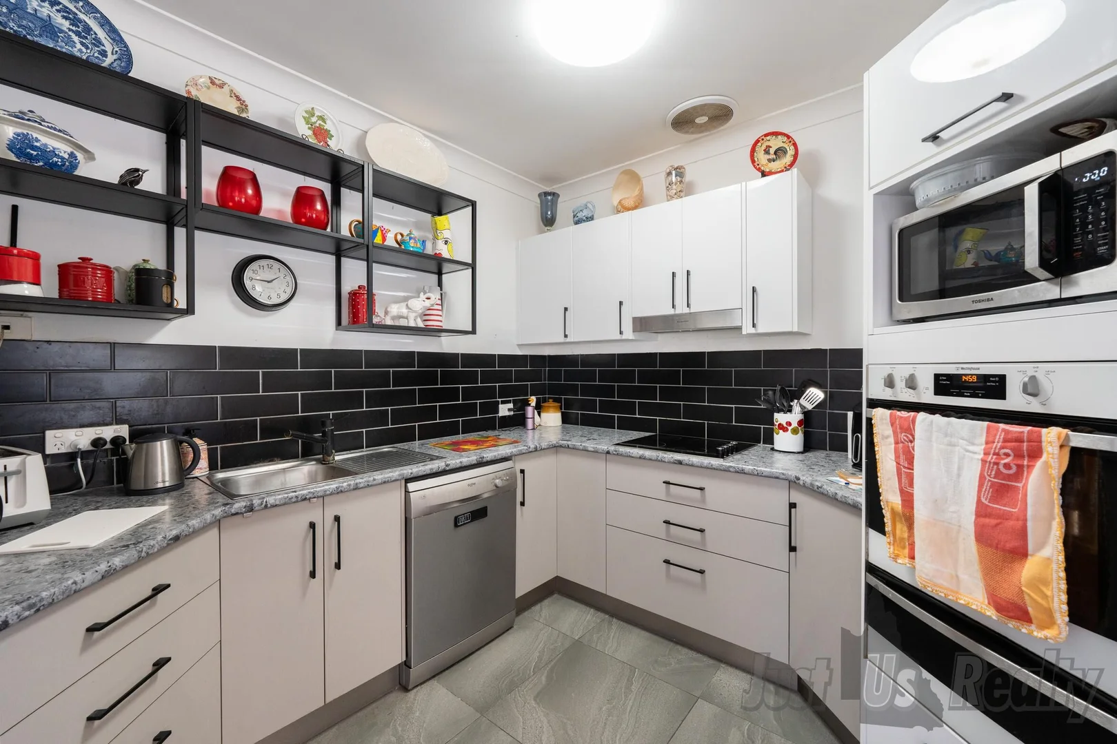 Additional image 9 of 21 Pinnacle Court, Avoca QLD 4670