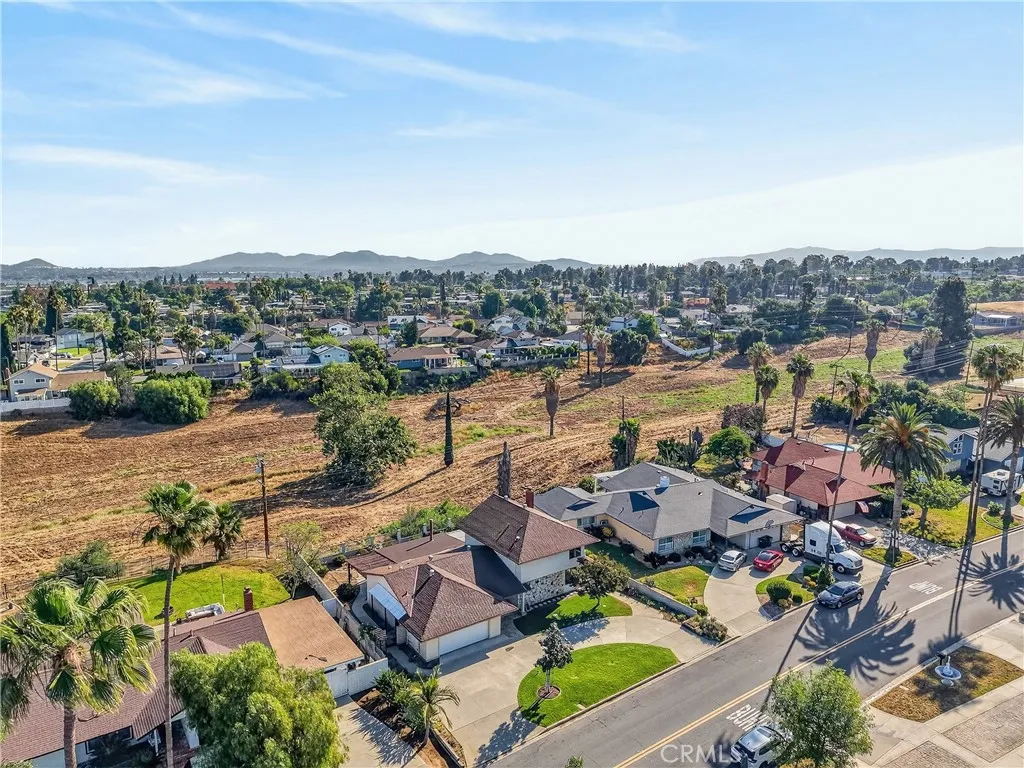 Additional image 30 of 2021 Pine Crest St, Corona, CA 92882