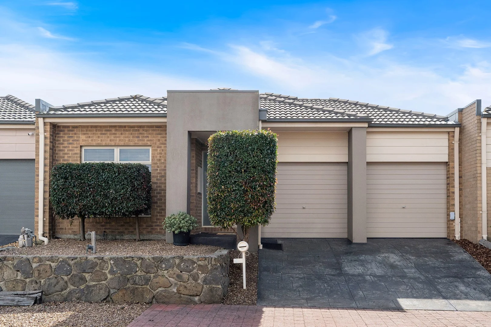 5 Heathcliffe Lane, Craigieburn VIC 3064