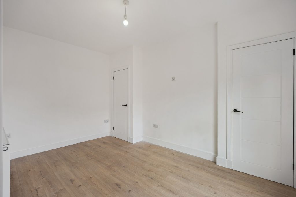 Additional image 5 of 3 bed semi-detached house to rentGreenhithe Terrace, Falkirk, Falkirk FK2
