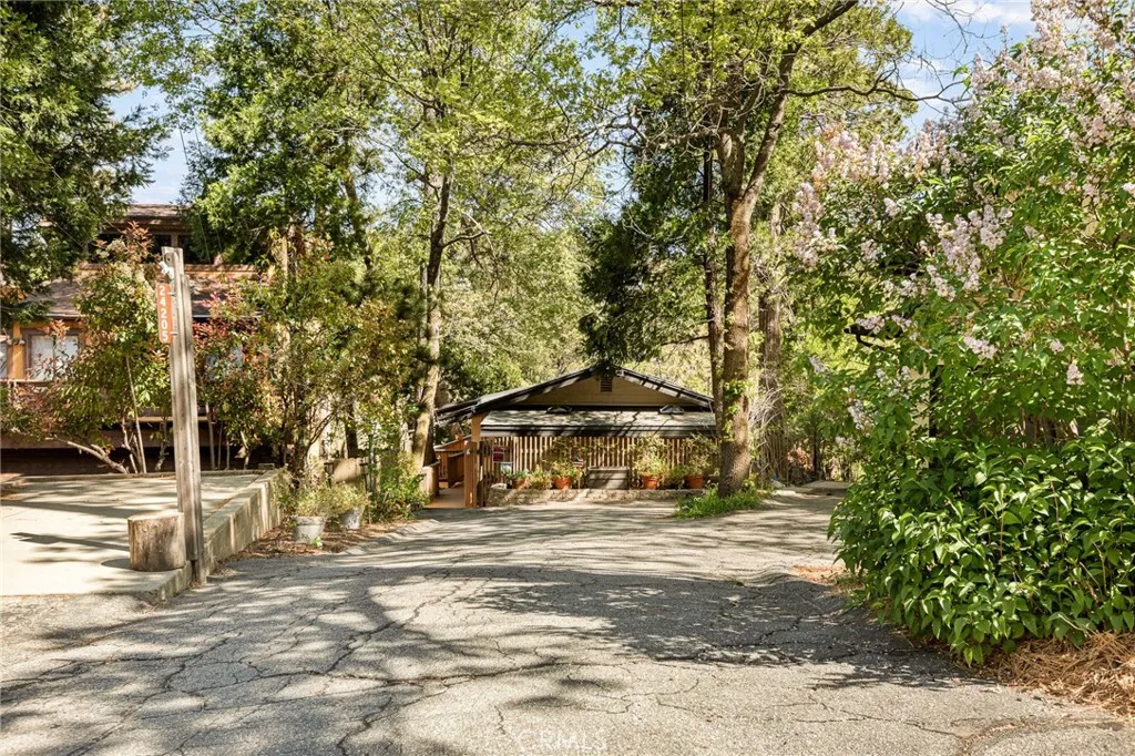 Additional image 45 of 24205 San Moritz Drive, Crestline, CA 92325