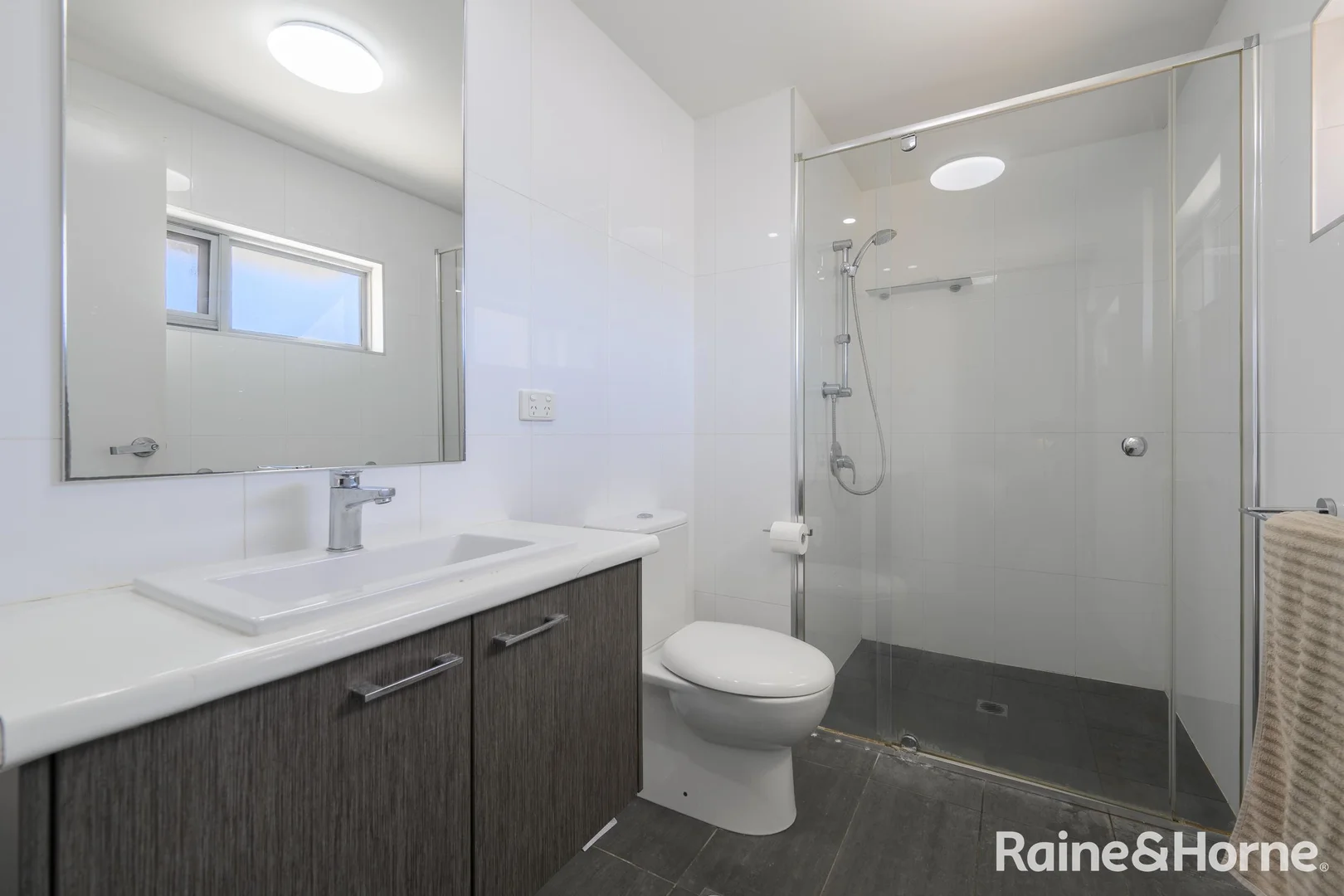 Additional image 13 of 6/11 GLENLYON STREET, Gladstone Central QLD 4680